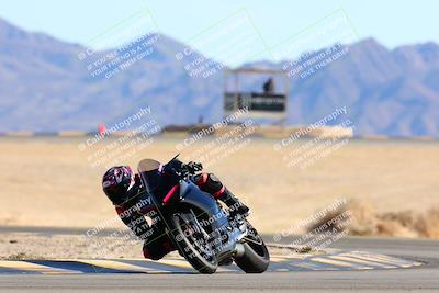 media/Jan-08-2022-SoCal Trackdays (Sat) [[1ec2777125]]/Turn 4 (1145am)/